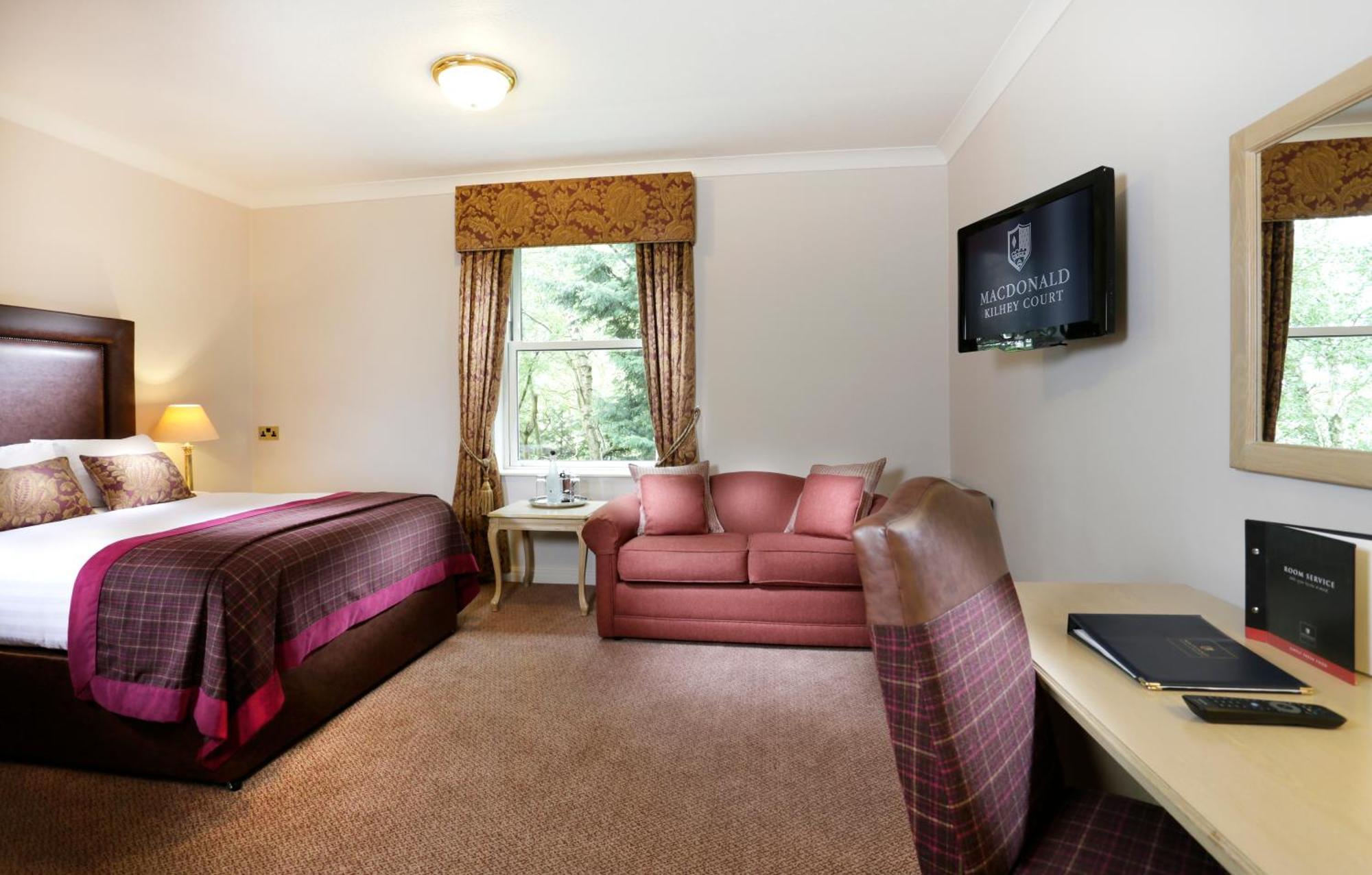Macdonald Kilhey Court Hotel Уигън Екстериор снимка
